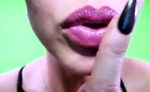 Missbella ASMR Lips - Kisses and Whispers