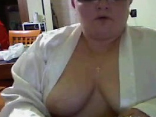 Fat Mature Woman Masturbating