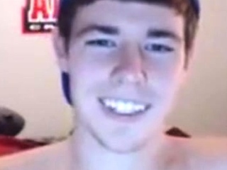 Twink's Delicious Butt on Webcam