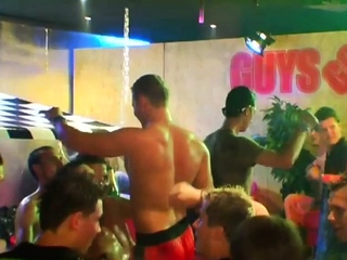 Fantastic anal fucking and rod engulfing guys party
