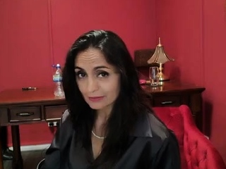 Brunette Solo Webcam Masturbation