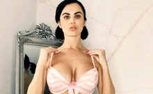 Leann amateur beautiful brunette with big boobs