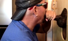BBC loving gay deepthroating gloryhole