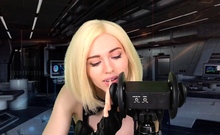 Webcam blonde Freundlich fucks a sex toy