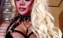 Blonde With Natural Big Boobs Loves Putting A Toy In Her