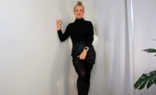 Perfect Blond Making Solo Masturbation